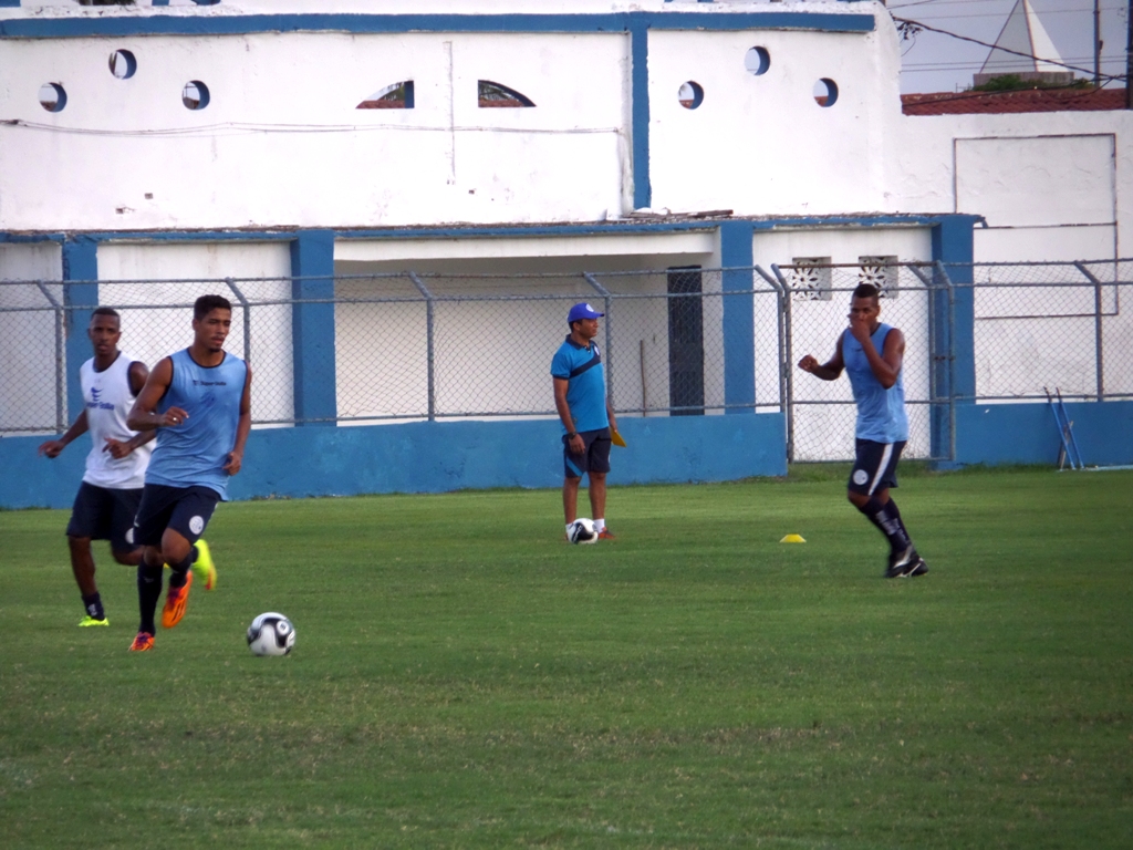 DE VOLTA AO ESTADUAL