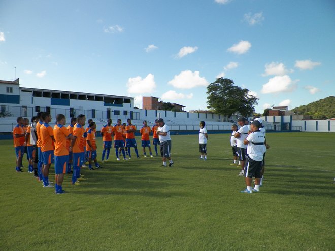 Confiança inicia trabalhos de 2014
