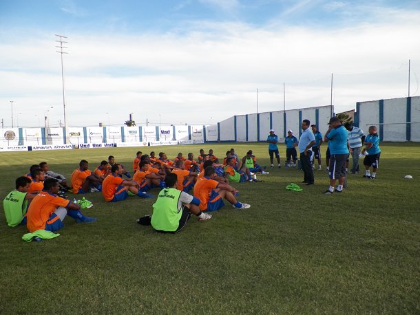 Confiança se prepara para enfrentar o Vitória da Bahia