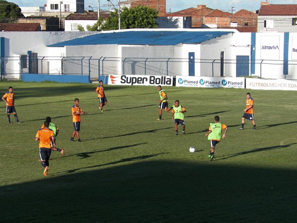 Time de sábado ainda está indefinido