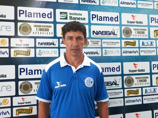 Confiança comemora 78 anos em clássico