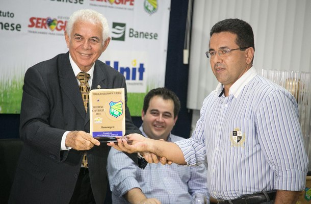 Confiança recebe premiação