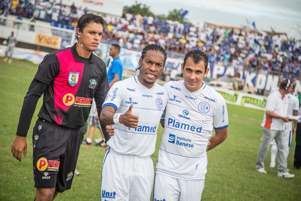 Confiança confirma Josivan e Fábio Jr