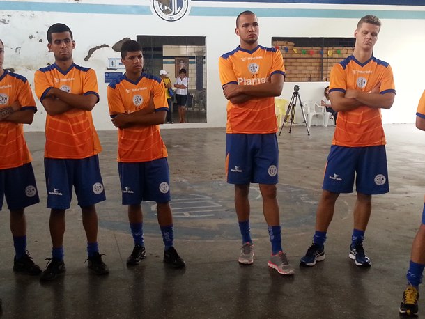 Novos atletas se integram à equipe