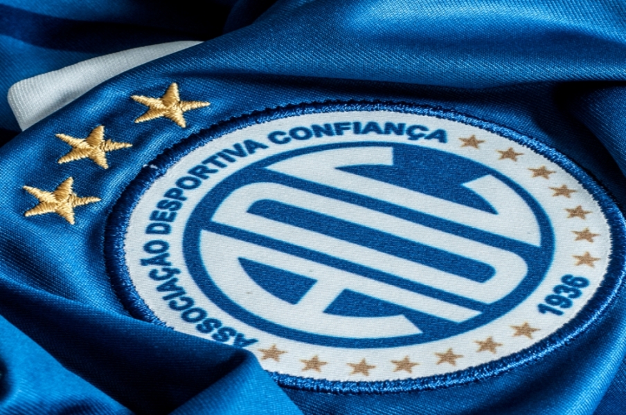 Confiança seleciona garotos para o Sub 15