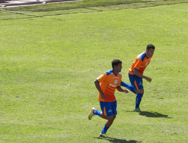 Confiança fecha contrato com Jaílton   