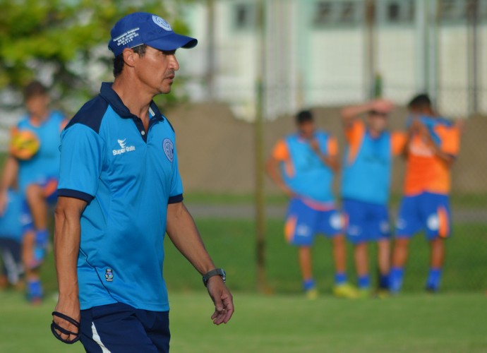 Betinho elogia desempenho do Confiança: "Fizeram ótimo trabalho"