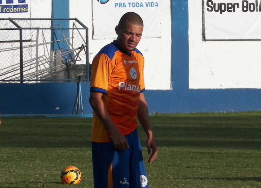 Raulino se machucou durante treinamento
