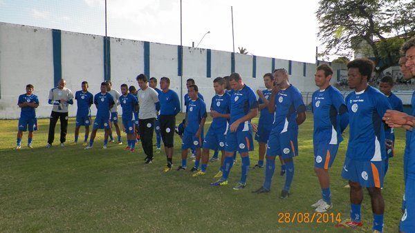 Jogo é transferido para segunda-feira