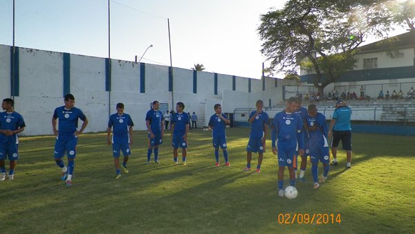 Confiança se prepara para duas últimas partidas
