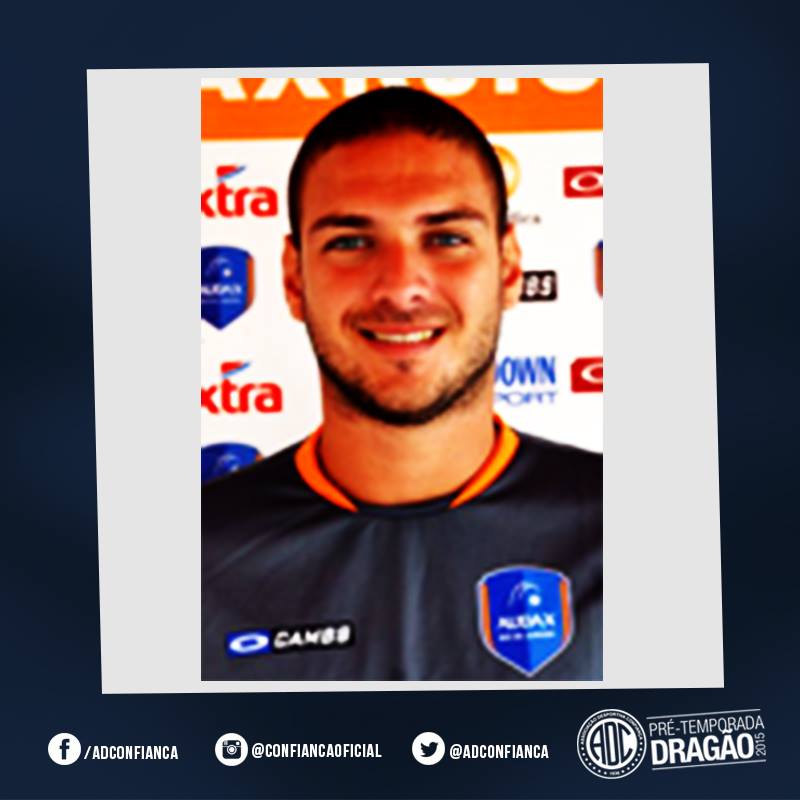 Confiança acerta contratação do goleiro Rafael Sandes