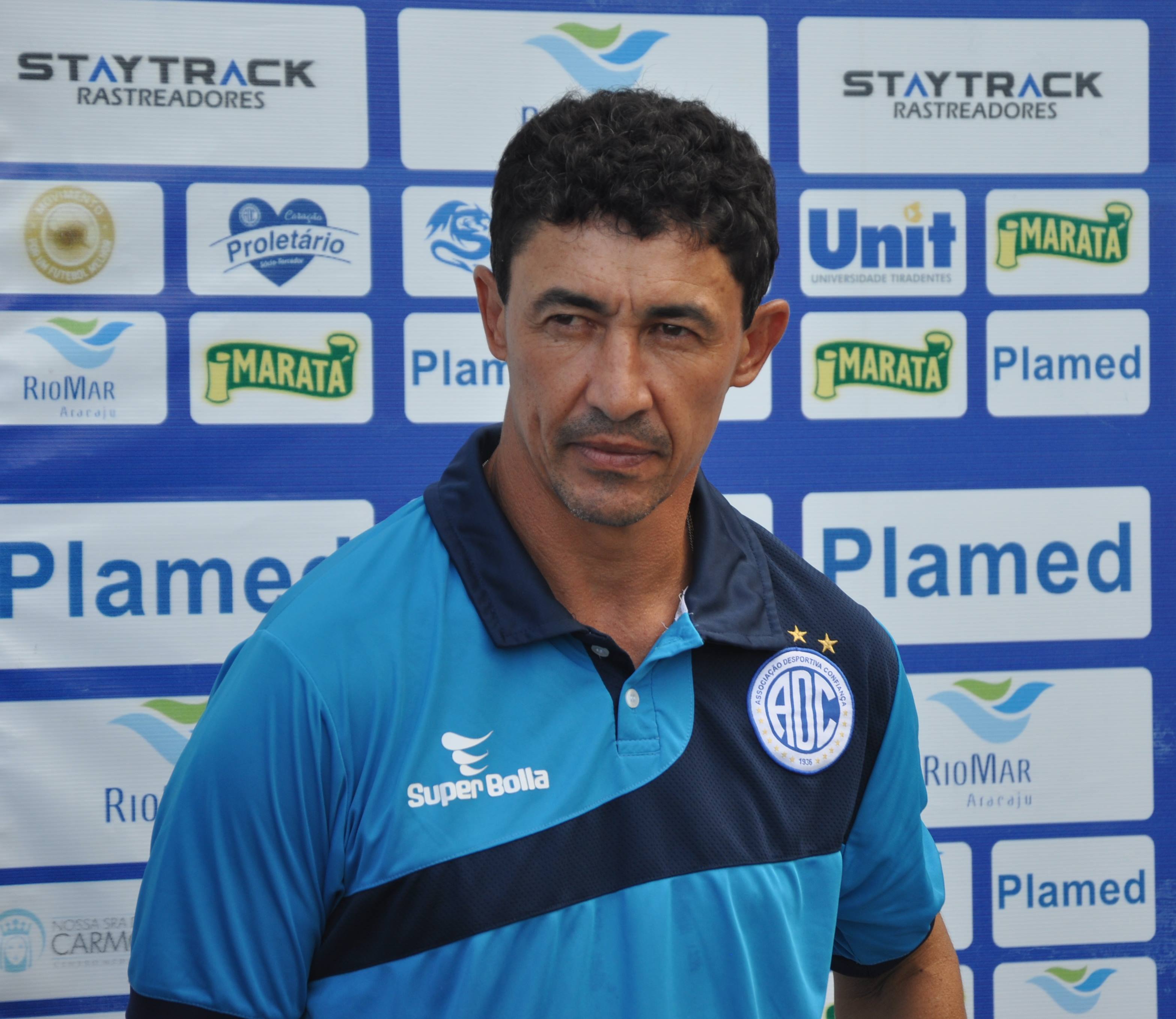 Betinho: "conto com todo o elenco para o jogo contra o Sergipe"