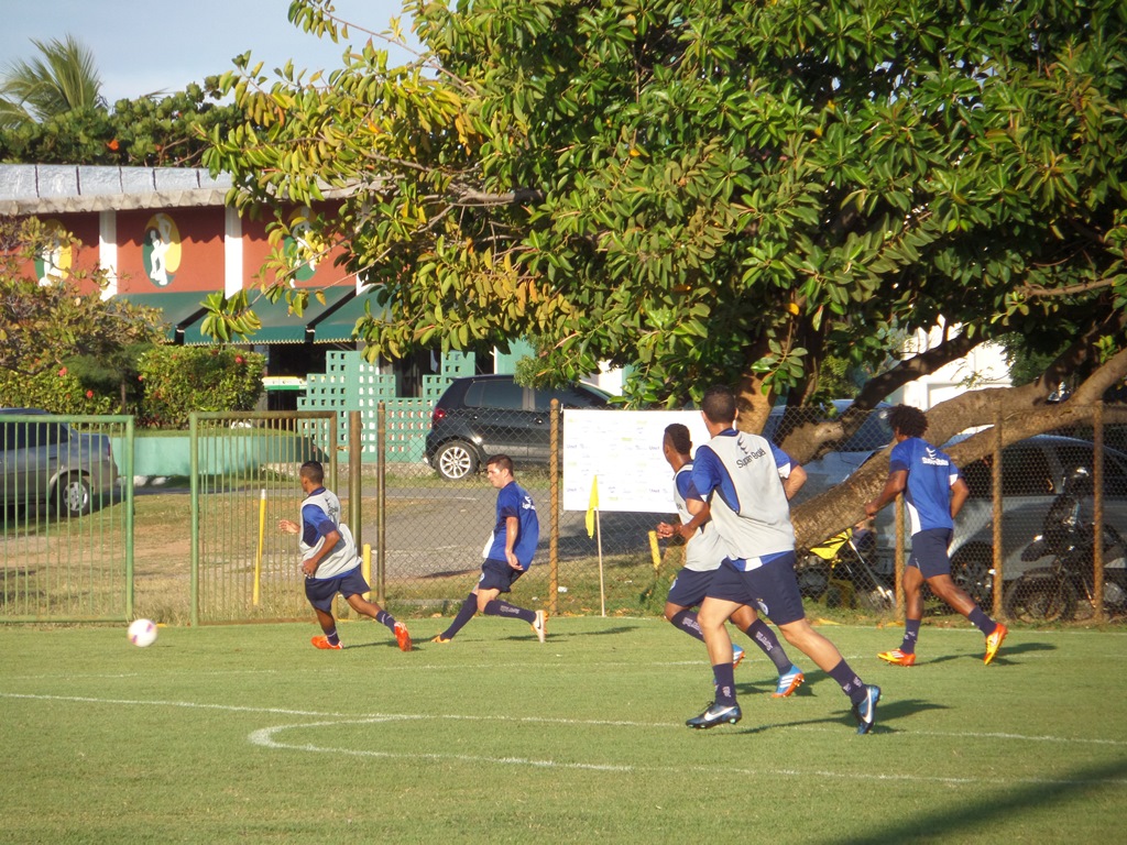 DRAGÃO FAZ TÁTICO NO PETROCLUBE
