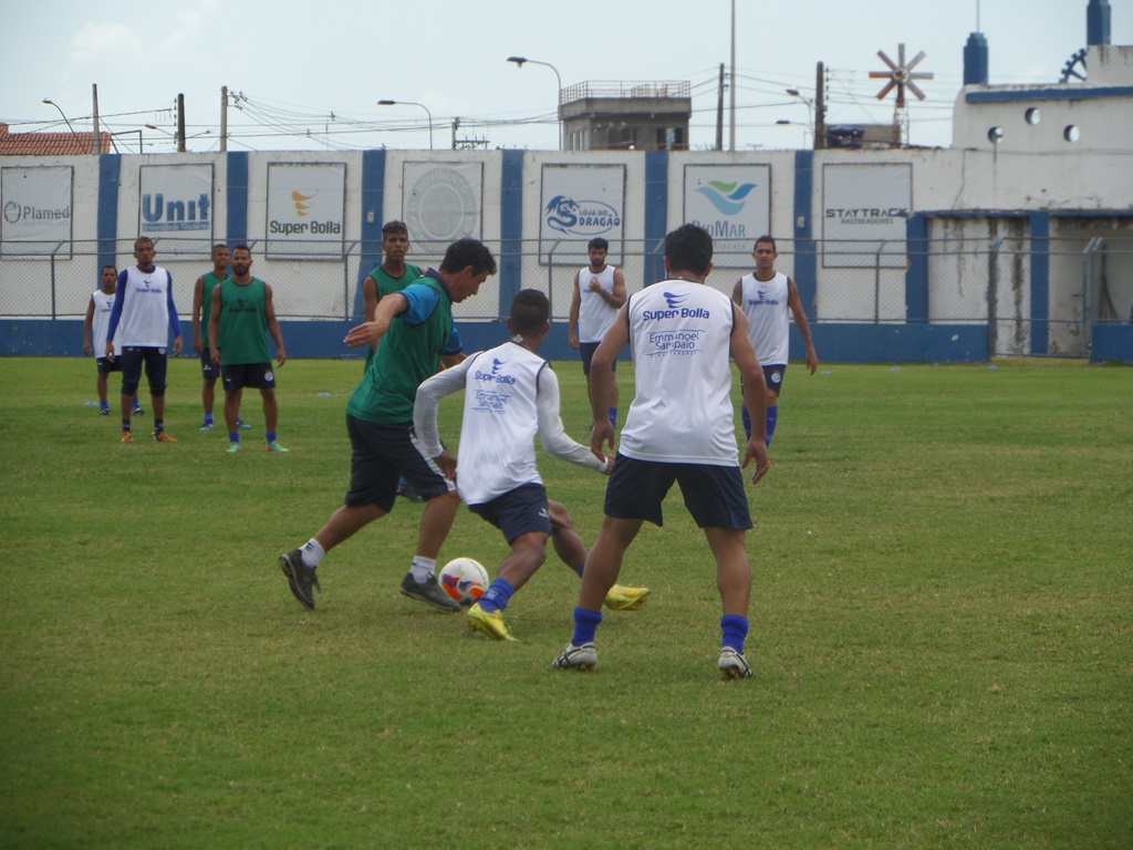 MAIS UMA FINAL
