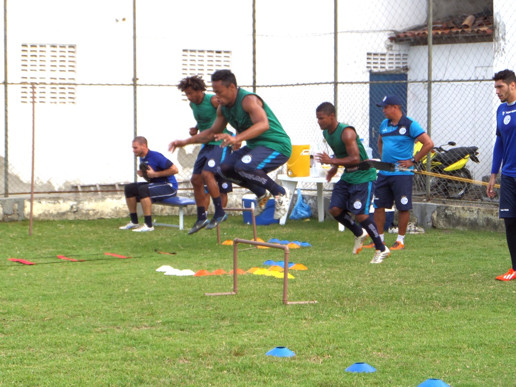 DE VOLTA AO JOGO