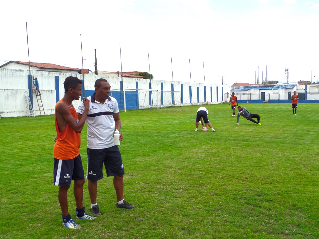 DRAGÃO X DRAGÃOZINHO